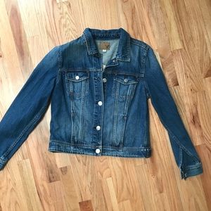 Denim jacket never worn!
